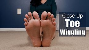 Barefoot Soles Close Up Toe Wiggling Feet Fetish - Kylie Jacobsx - MP4 720p HD