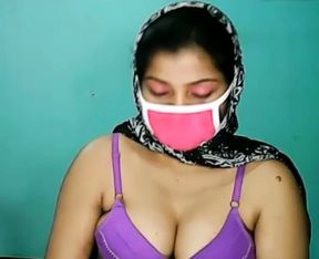 Bodacious Indian nympho with huge tits shows off her pussy