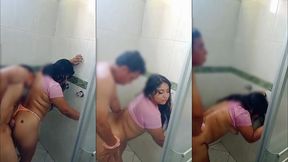 sabes que eres la puta de tu amante y te exita mucho cuando te da por culo