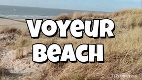 Beach Voyeur
