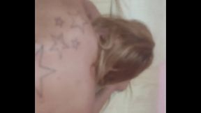 Ele casado no dia dos namorados veio socar no meu cuzinho sem camisinha e pediu para filmar tudo me comendo gostoso