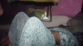 Bhabhi ko Raat Ko Chod Dala