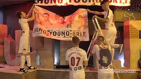 Hung Young Brit2xladstiedupto
