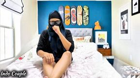 Indo Muslim beautiful Hijab Istri bugil Via Vallen ngentot mesum masturbation