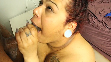 Queen Spits gets face full of cum