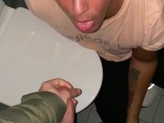 SUCKING DICK IN PUBLIC RESTROOM - ONLYFANS: THEGRANDEE