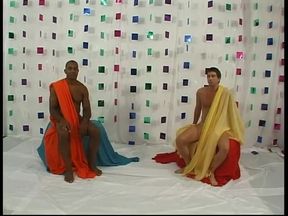 Unreal Setting for a Dreamlike Threesome