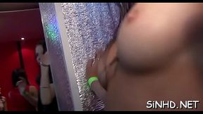 Random wet cracks sampling