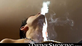 Hardcore smokers Jayden Taylor & Kayden Daniels swap blowjobs in a smoky room