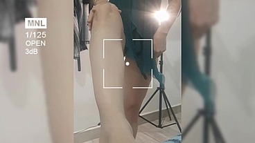 Big ass white girl dances in lingerie and asks me to suck her ass that her boyfriend has never done