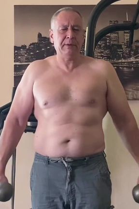 Now I'm Going to Pump Myself up and Cum.