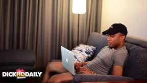 thick juicy bubble butt maid reeses pieces