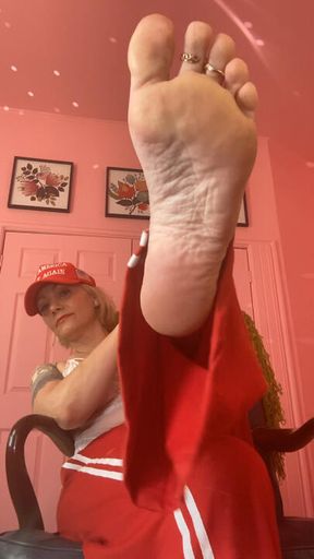 Mommy Nicky teaches history