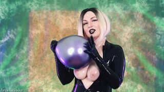 Looner Bdsm cougar with air balloon inside pvc