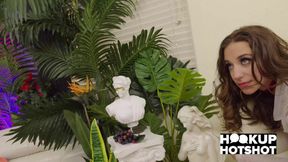 Tiny Venice Rose Is Horny for Bryan Gozzling's Sloppy Sex!