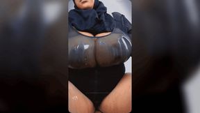 BBW Oiled nipple play #1