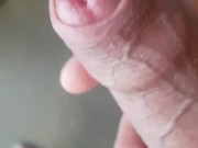 Quando hai ancora voglia dopo la scopata ma lei è scappata a lavoro...