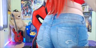 Busty Gamer Teen in Red Lingerie Showing Boobs and Ass