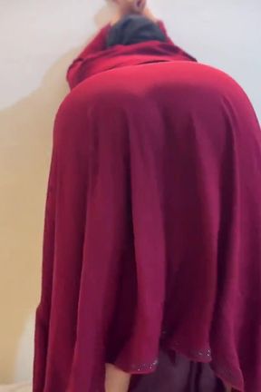 Hot Arabian Big Ass!