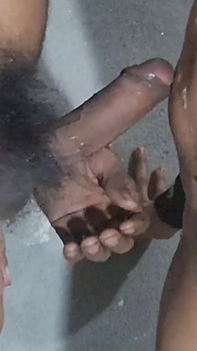 Lund ko chus kar sara pani nikal deya   Clip 3