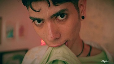 Big Cock Twink Magic C Jerking Off Lots Of Precum And Thick Cumshot