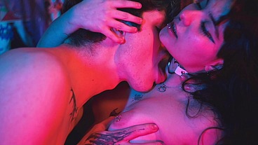 CASAL REAL TRANSANDO: NATH e MON BRULE