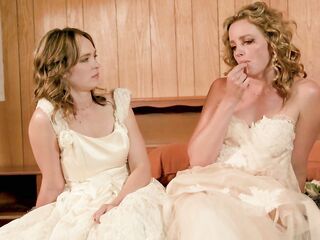 Interview: Marriage and Eloping Featuring Charlie Forde, Lilly Bell