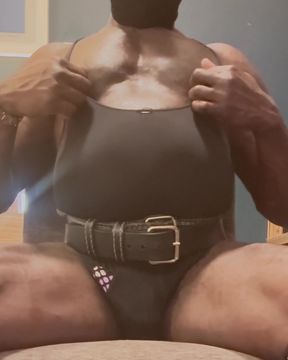 Black Mature Muscle Solo Tits and Vibrator