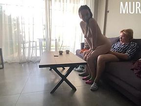 Izmenila Muzhu S Neznakomcem Poskakav Na Ego Chlene Murstar