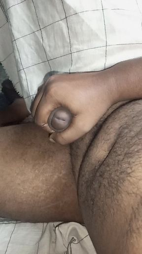 Shallu aunty Desi boobs sucking in home bathroom