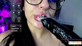 RavenFoxxy Brings A Lovely Late Night Tease