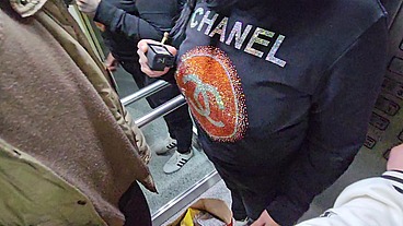 Dos Chicas Latinas Hacen un Trio Con el Repartidor en Buenos Aires Argentina