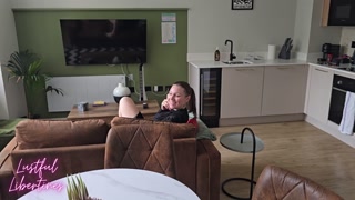 Fuck my Stepmom as she has phone sex