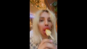 Vienna Wuerstel - Eating Popsticle with masiive Lips