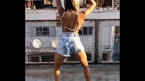 layssa Keller dancando 02