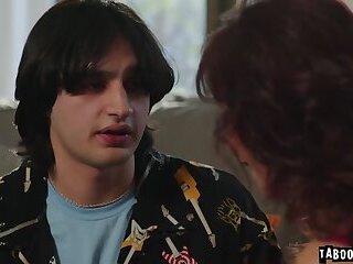 Stepson getting his stepmom Syen De MErs horny pussy so wet