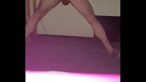 Amature tranny tries being sexy