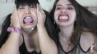 Ziva Fey - Extreme Hollering Hooting Silly Faces with Ondrea Lee