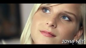 Babe Miela is doing everything to make herself cum