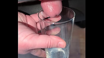 cup o&#039_ in slow mo