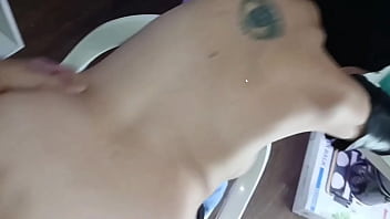 Follo a mi hermanastra culona y tetona super rica | LapijARG