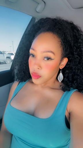 Your favorite curly hair goddess