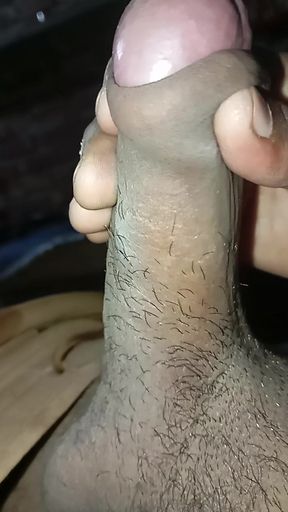 My dick hard agar maal pina ho to btao