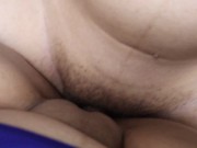 تامر ابن الجيران يروح لسارة البيت وينيكها فى كسها الجزء الاول