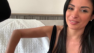 Anissa Kate se fait baiser une femme de 50 ans