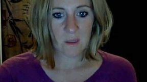 Shy and dull webcam blonde chick was posing in her underwear