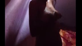 Sister-in-law will take a bath from the bathroom and have Arabic sex