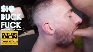 Hung stud Daniel Justice breeds Jona Ortiz's tight ass