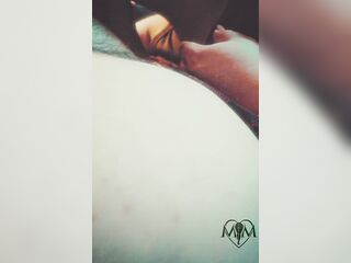 Dominican Amateur Pair - This babe Blows Him & Jerks Him Off, big beautiful woman Action!
