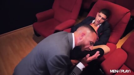 Cine-X Chill &amp; Play  Canadian